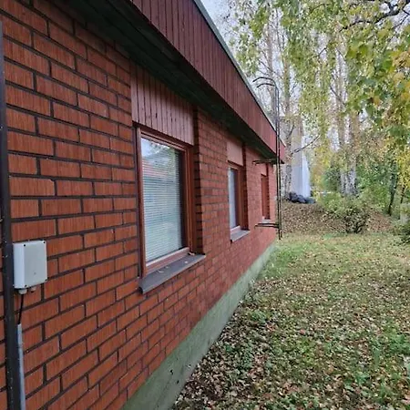 Retro Talo Kuhmon Keskustassa * Kuhmo